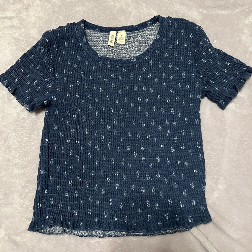 Sky and Sparrow Women’s Blue Floral Top